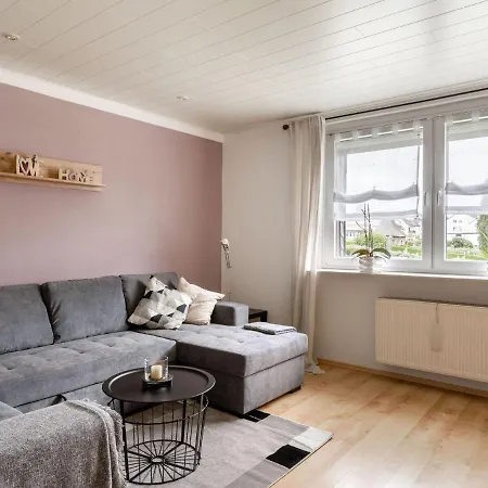 Restful In Near River Moselle Apartament